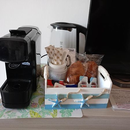 Casa Vacanza Indaco Fiumicino Luaran gambar